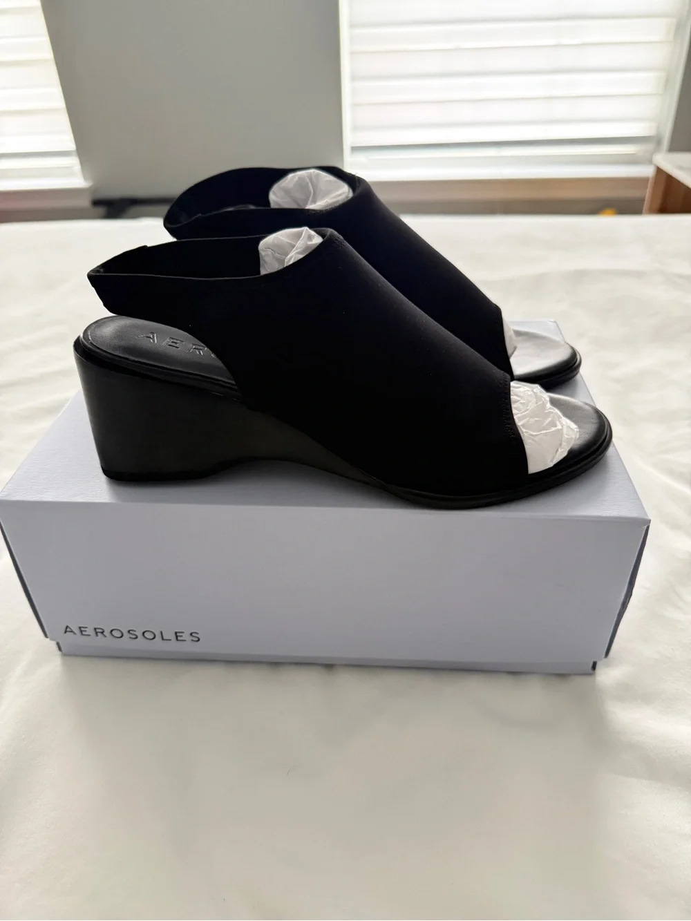AEROSOLES Black Open-Toe Wedge Sandals Size 10.5 Never worn.